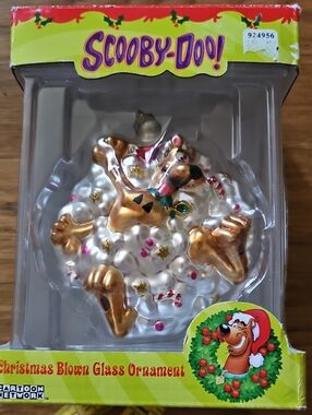 Warner Bros Scooby-Doo Snowball Blown Glass Christmas Ornanent 4.5" Tall
